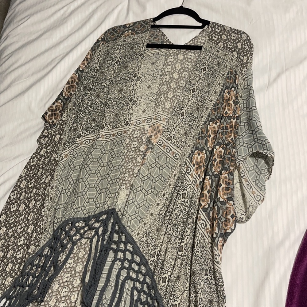 Gorgeous, gray cardigan
